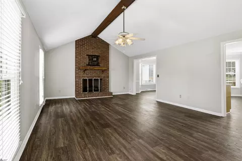 Living - 114 Fairview Pl, Greer, SC 29651 photo 2 of 5