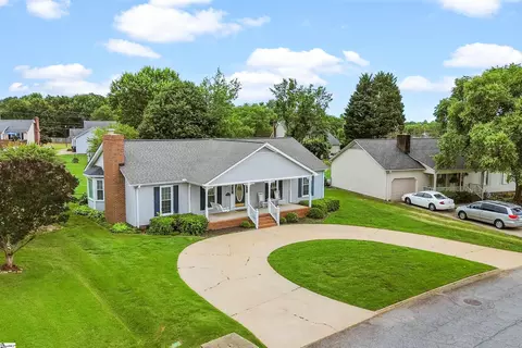 View/Area - 114 Fairview Pl, Greer, SC 29651 photo 2 of 4