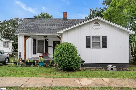 6 Webb St, Greenville, SC 29605