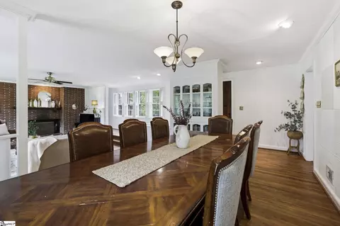Dining - 211 Grace Ave, Easley, SC 29640 photo 2 of 2