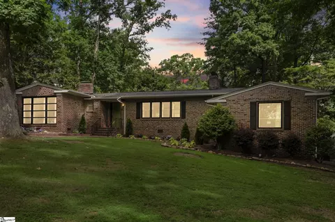 211 Grace Ave, Easley, SC 29640
