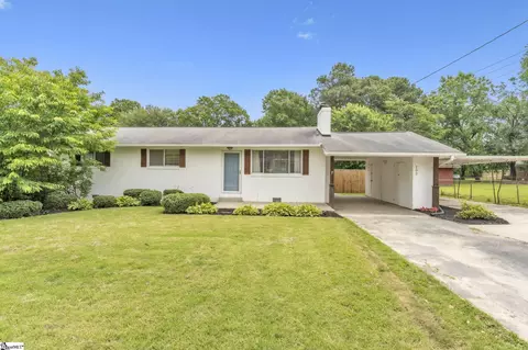 102 Dianne Ave, Simpsonville, SC 29681
