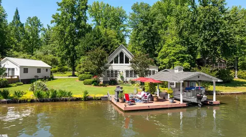 339 Jumping Branch Rd, Tamassee, SC 29686