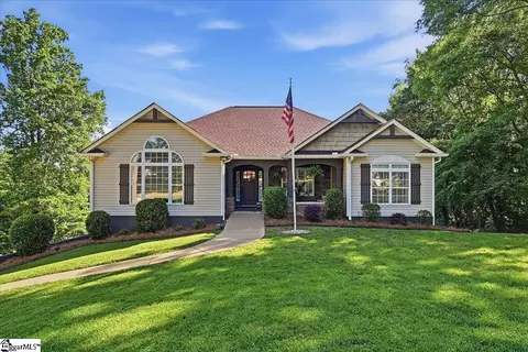 24 Carriage Dr, Greer, SC 29651