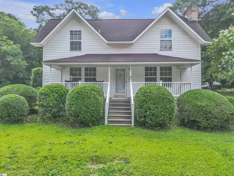 8 Spring St, Piedmont, SC 29673