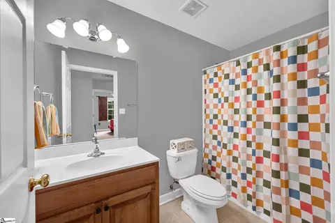 Bath - 112 Royal Dr, Williamston, SC 29697 photo 4 of 4