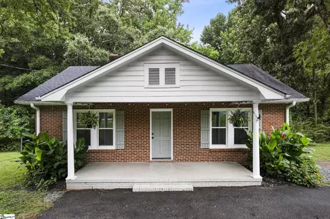 27 Maxie Ave, Greenville, SC 29611