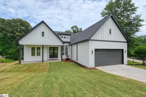 729 Wilson Ferry Rd, Moore, SC 29369