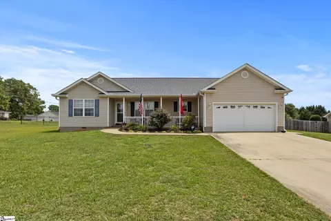 1 Gratiot Ln, Greer, SC 29650