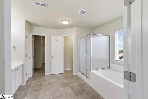 Entry Way - 105 Eagles View Ct, Easley, SC 29642 photo 6 of 7