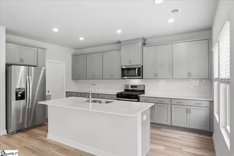 1524 Switchback Cir, Moore, SC 29369 photo 12