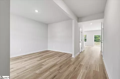 1524 Switchback Cir, Moore, SC 29369 photo 5