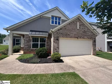 565 Goldstone Ln, Boiling Springs, SC 29316