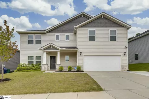 208 Roderick Ln, Greenville, SC 29605