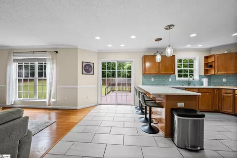 Kitchen - 121 Steepleview Ct, Greer, SC 29651 photo 4 of 4