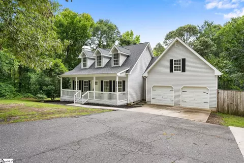 Exterior - 162 Cleveland Rd, Honea Path, SC 29654 photo 2 of 12