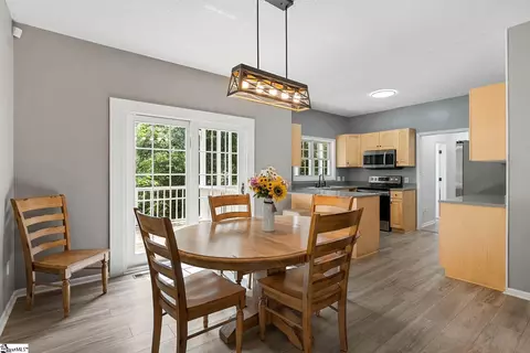 Dining - 162 Cleveland Rd, Honea Path, SC 29654 photo 2 of 2