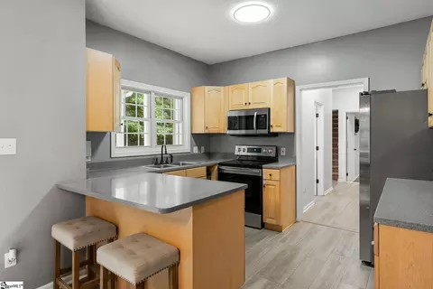 Kitchen - 162 Cleveland Rd, Honea Path, SC 29654 photo 1 of 4