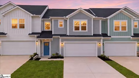 421 Crestcreek Dr, Anderson, SC 29621