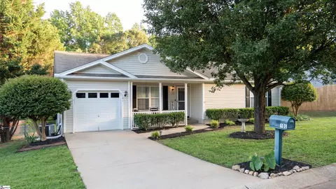 101 Kingston Ct, Greer, SC 29651