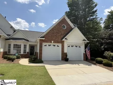 215 Chadwyck Ct, Greenville, SC 29615