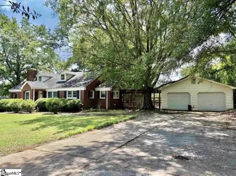 4421 New Cut Rd, Inman, SC 29349