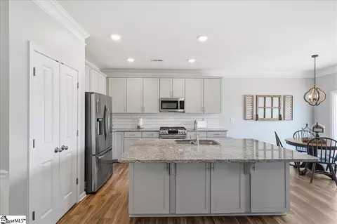 Kitchen - 429 Basalt Ct, Easley, SC 29642 photo 1 of 5