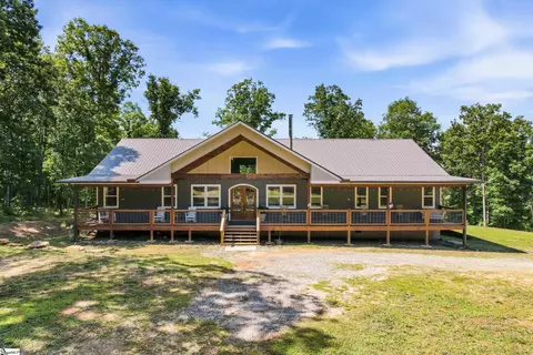 145 Night Sky Dr, Pickens, SC 29671