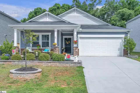 208 Obsidian Ct, Simpsonville, SC 29680