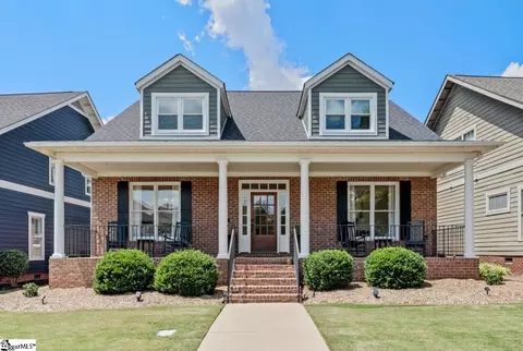 106 Caitlin Ct, Simpsonville, SC 29680