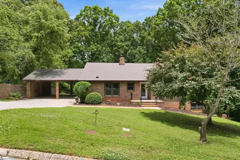 110 Trafalgar Rd, Greenville, SC 29617