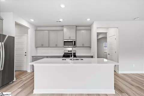 1521 Switchback Cir, Moore, SC 29369 photo 9