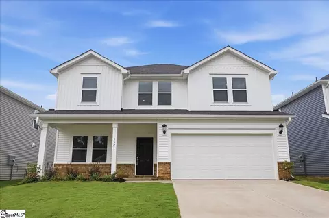 1521 Switchback Cir, Moore, SC 29369