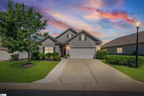 709 Arnica Dr, Duncan, SC 29334