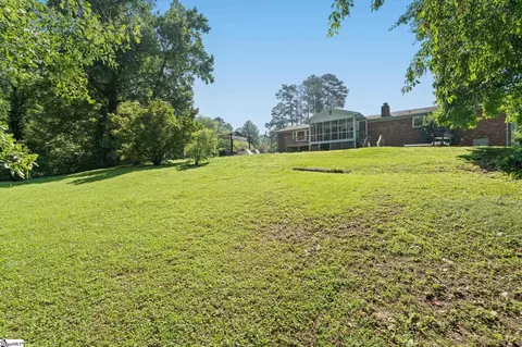Exterior - 200 Echo Cir, Easley, SC 29642 photo 10 of 15