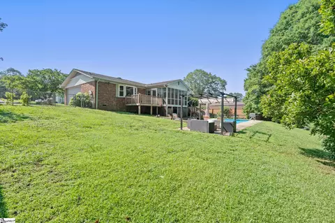 Exterior - 200 Echo Cir, Easley, SC 29642 photo 12 of 15
