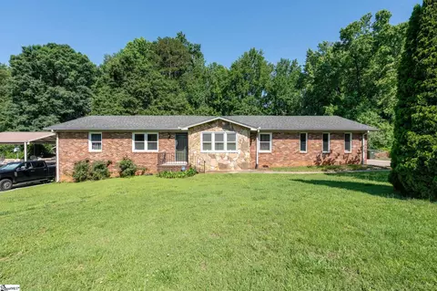 200 Echo Cir, Easley, SC 29642