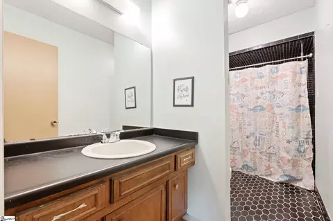 Bath - 200 Echo Cir, Easley, SC 29642 photo 2 of 2