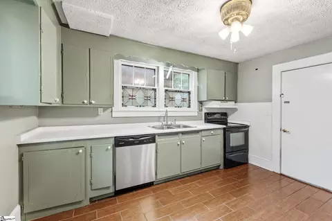 Kitchen - 303 Front St, Easley, SC 29640 photo 3 of 4