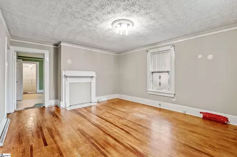 Living - 303 Front St, Easley, SC 29640 photo 1 of 5
