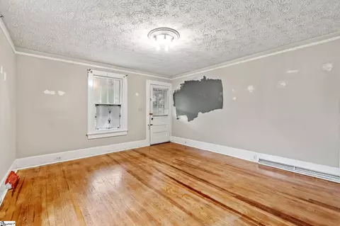 Living - 303 Front St, Easley, SC 29640 photo 3 of 5