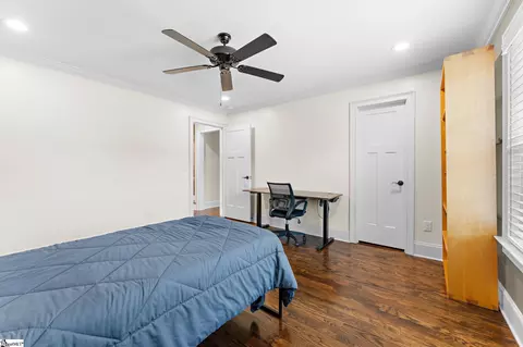 Bedroom - 147 Stone Gate Dr, Duncan, SC 29334 photo 2 of 4