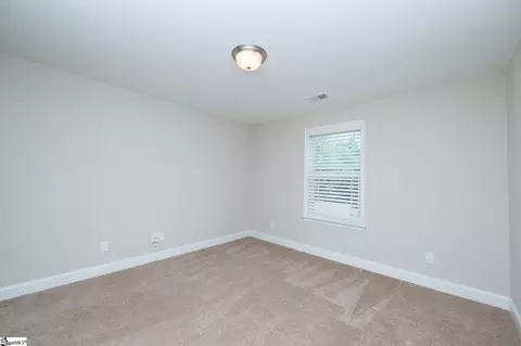 Bedroom - 521 Turning Leaf Ln, Greer, SC 29651 photo 6 of 8