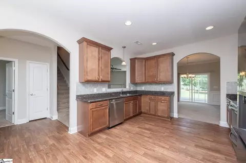 Entry Way - 521 Turning Leaf Ln, Greer, SC 29651 photo 5 of 6