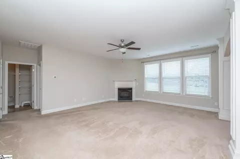 Living - 521 Turning Leaf Ln, Greer, SC 29651 photo 2 of 5