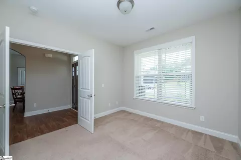 Entry Way - 521 Turning Leaf Ln, Greer, SC 29651 photo 4 of 6