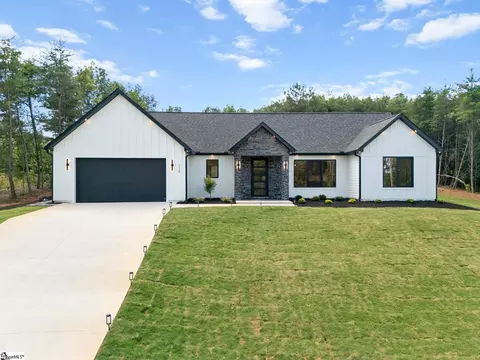 126 Brady Dr, Anderson, SC 29626