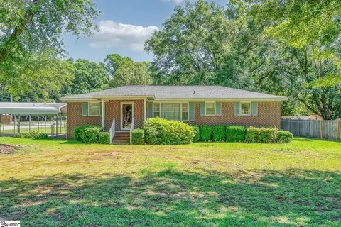 2899 Stone Station Rd, Roebuck, SC 29376