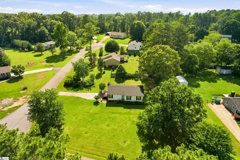 View/Area - 100 Elm Ct, Easley, SC 29642 photo 1 of 7