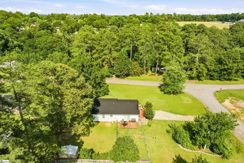 View/Area - 100 Elm Ct, Easley, SC 29642 photo 2 of 7